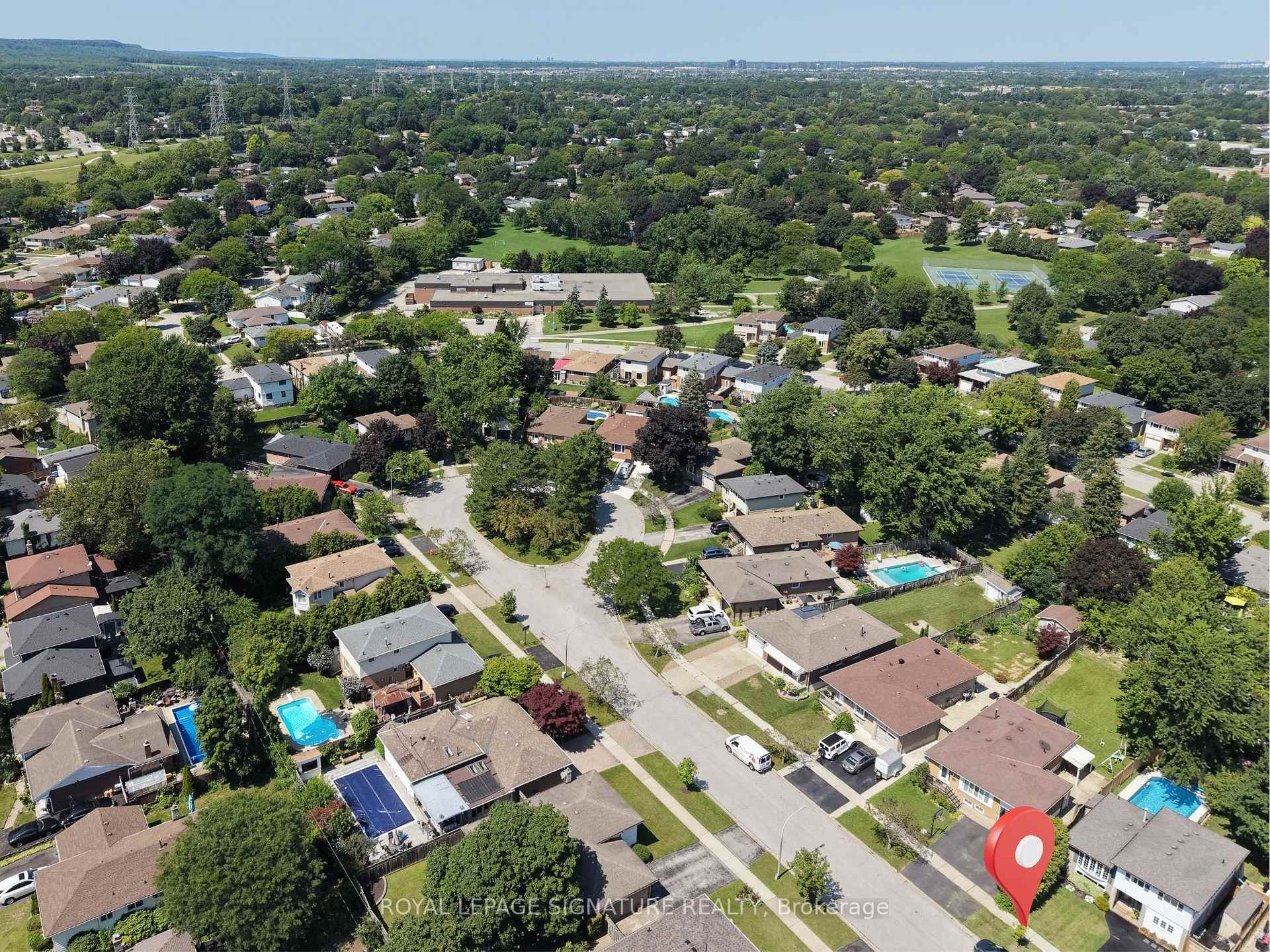 Photo 38 of 1333 Woodvale Place, Burlington, Palmer — HOMEH