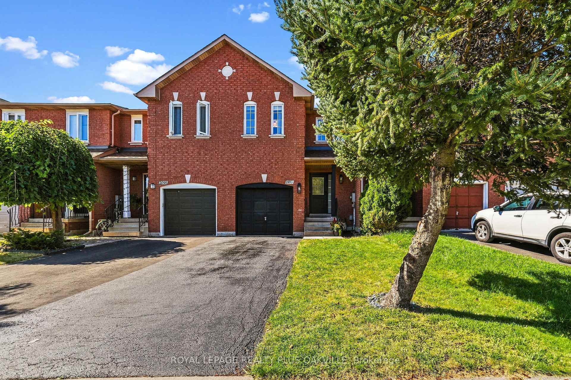 Photo of 2093 Golden Orchard Trail