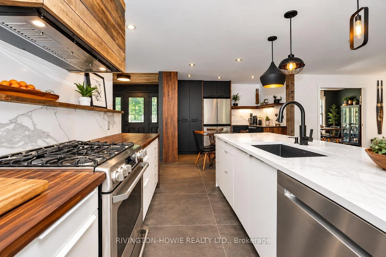 Photo 14 of 207 Monty Drive, Ottawa, Constance Bay — HOMEH