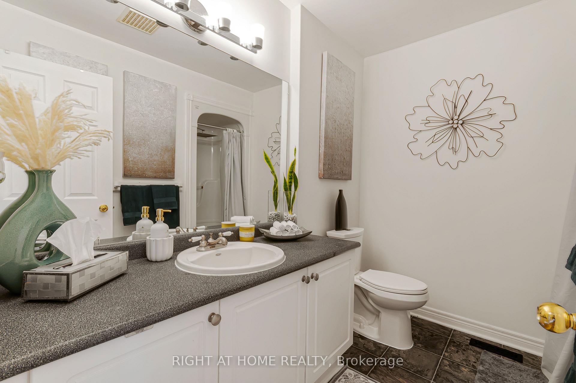 Photo 13 of 174 Sundew Drive, Barrie, Holly — HOMEH