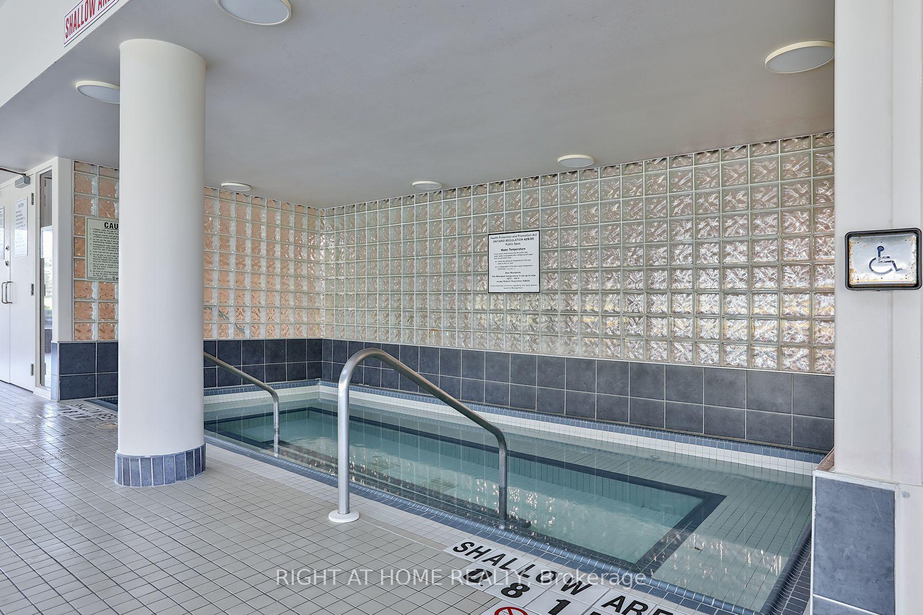 Photo 19 of Unit 2212, 7 Concorde Place, North York, Banbury-Don Mills — HOMEH