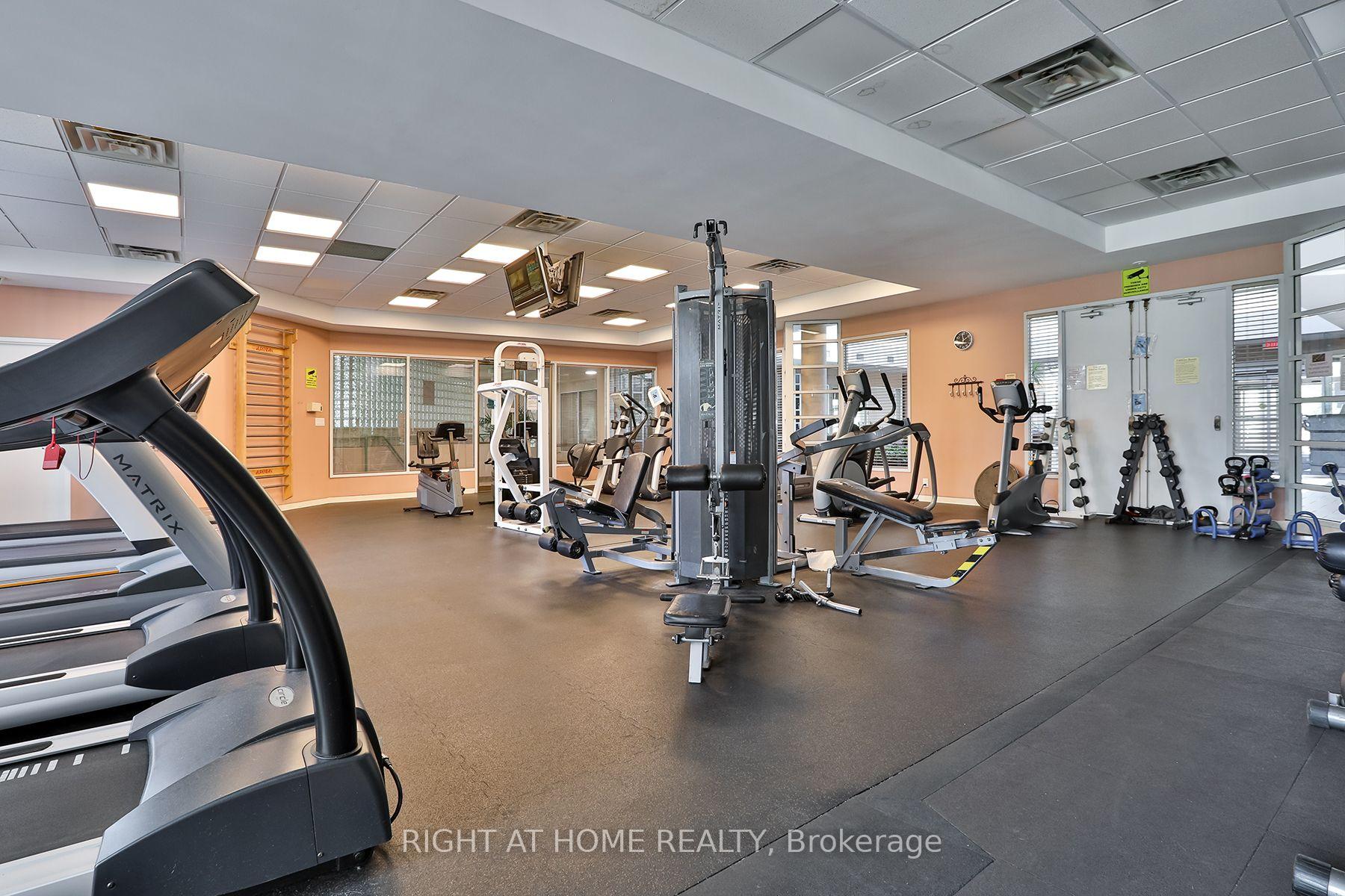 Photo 25 of Unit 2212, 7 Concorde Place, North York, Banbury-Don Mills — HOMEH