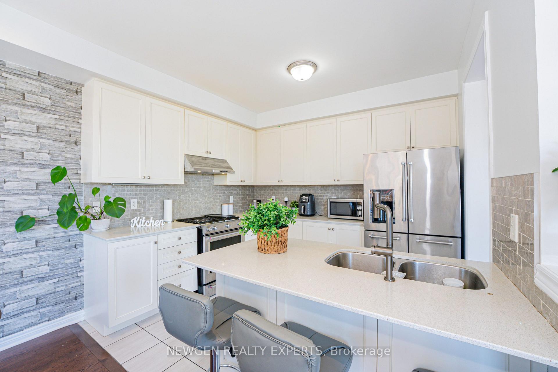 Photo 17 of 2 Rangemore Road, Brampton, Northwest Brampton — HOMEH