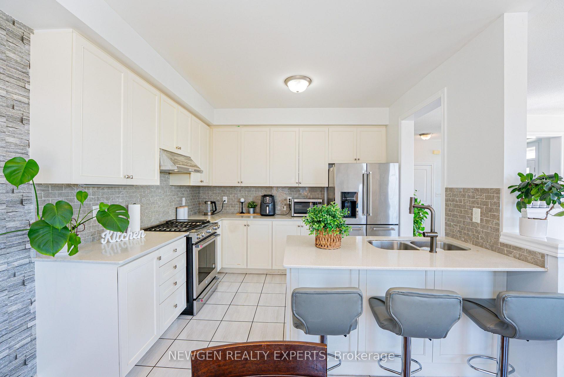 Photo 18 of 2 Rangemore Road, Brampton, Northwest Brampton — HOMEH