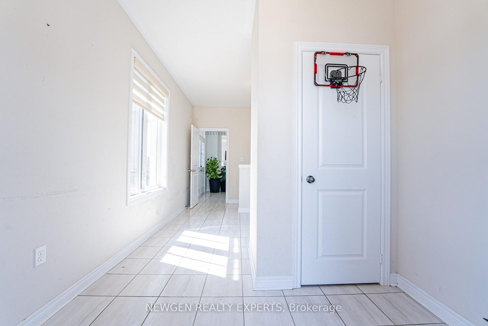 Photo 38 of 2 Rangemore Road, Brampton, Northwest Brampton — HOMEH