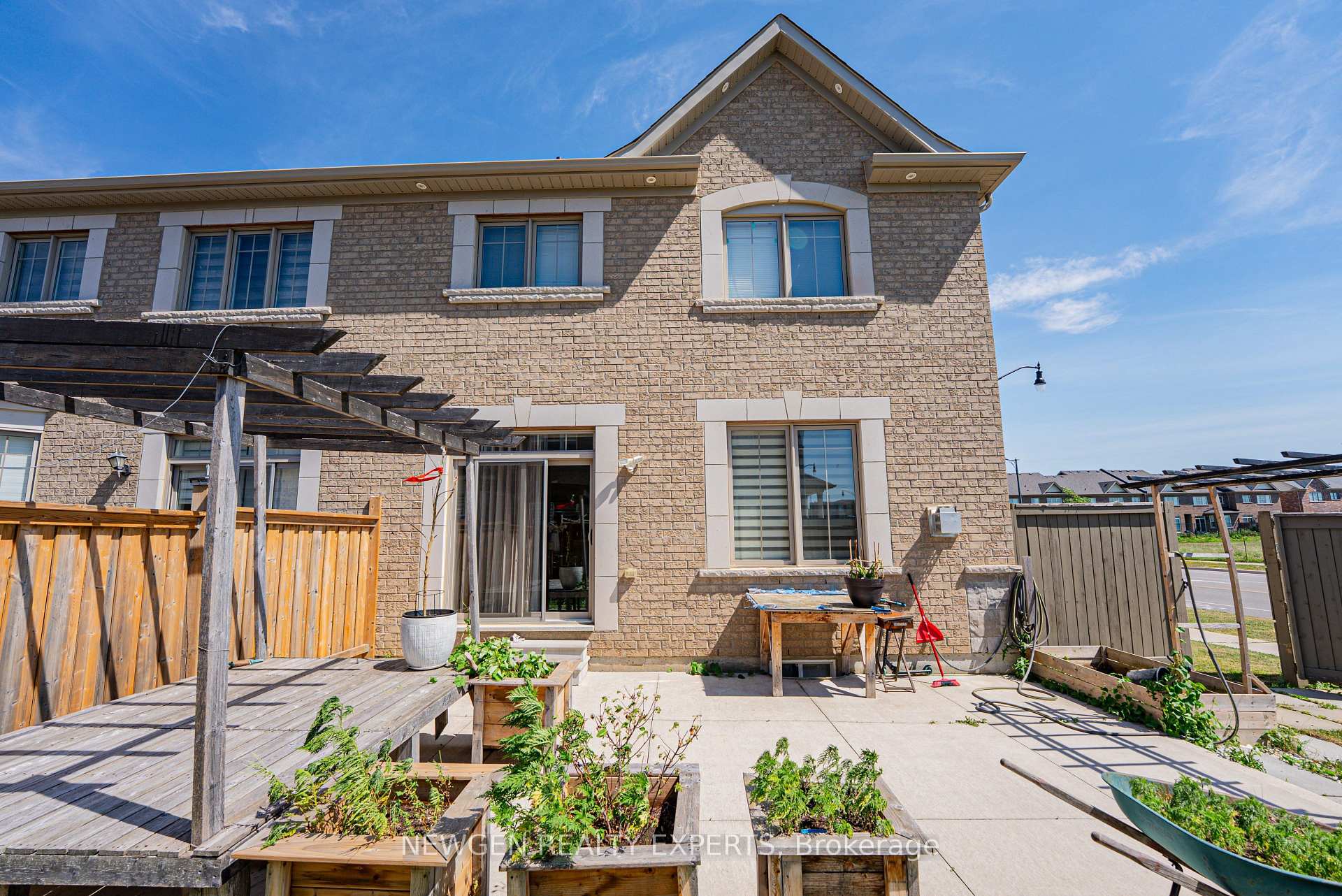Photo 44 of 2 Rangemore Road, Brampton, Northwest Brampton — HOMEH