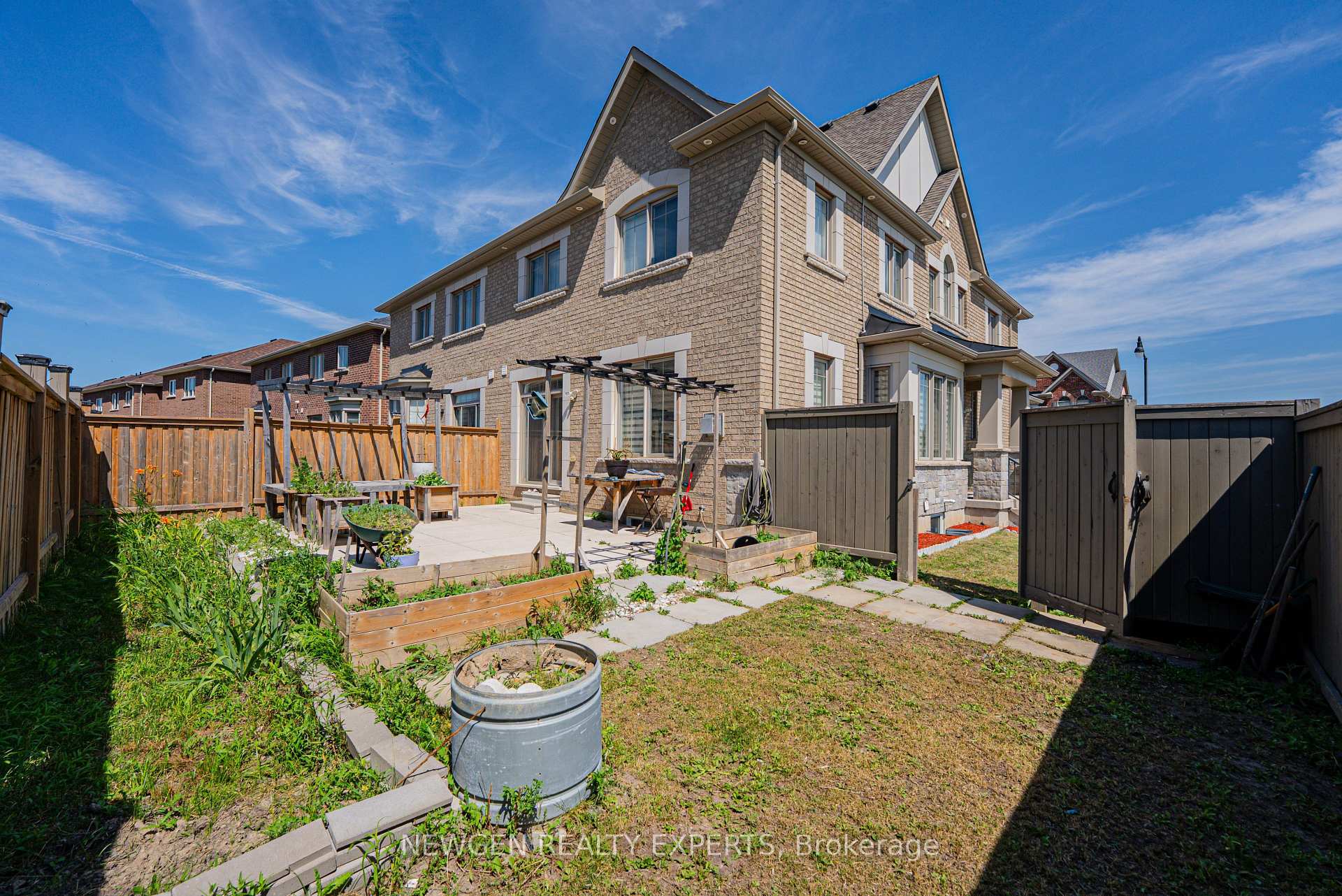 Photo 45 of 2 Rangemore Road, Brampton, Northwest Brampton — HOMEH