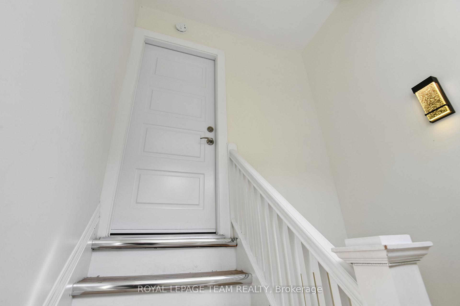 Photo 6 of Unit 3A, 531 Mcleod Street, Ottawa, Ottawa Centre — HOMEH