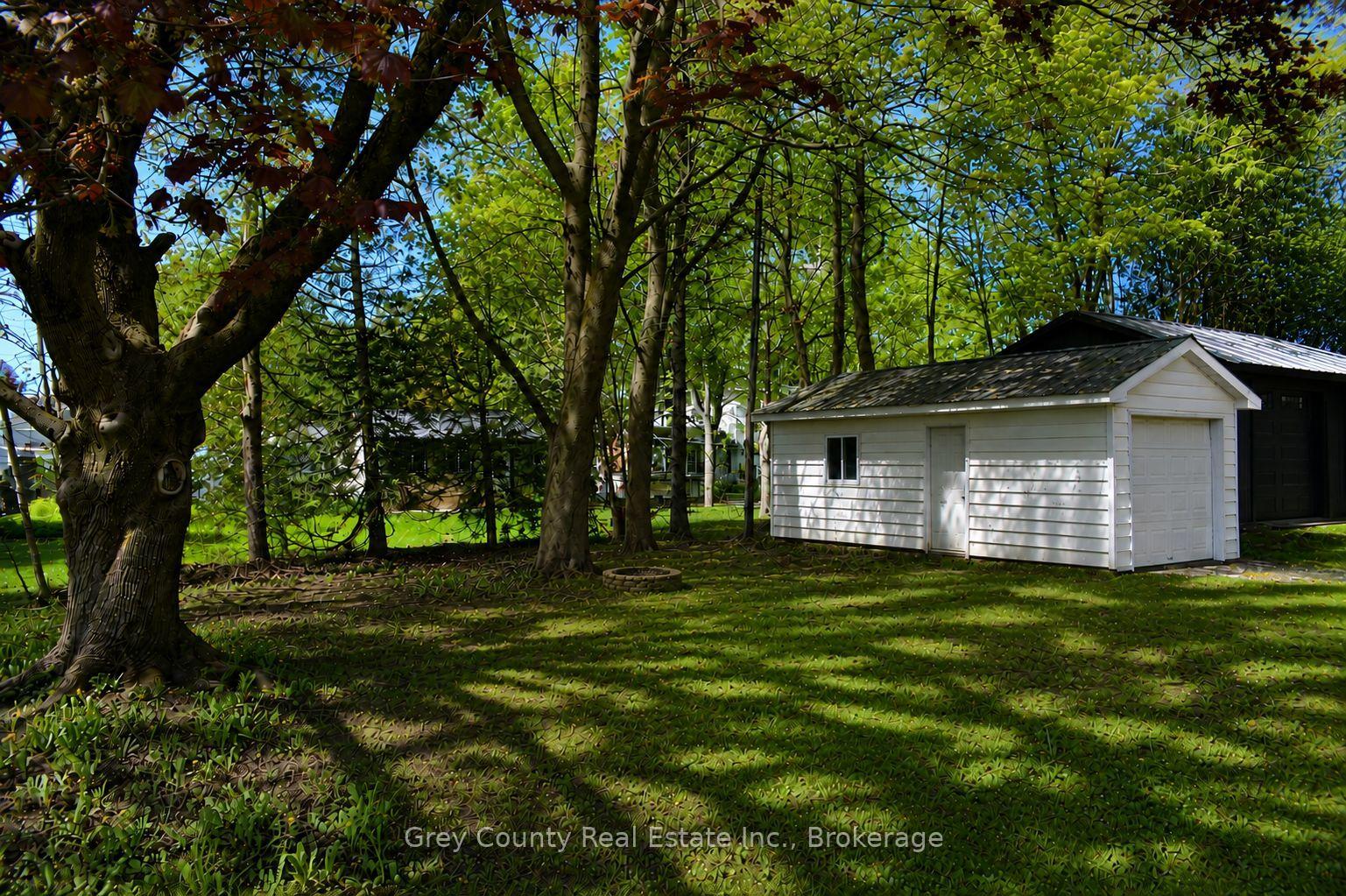 Photo 6 of 120 Mark Street W, Grey Highlands — HOMEH