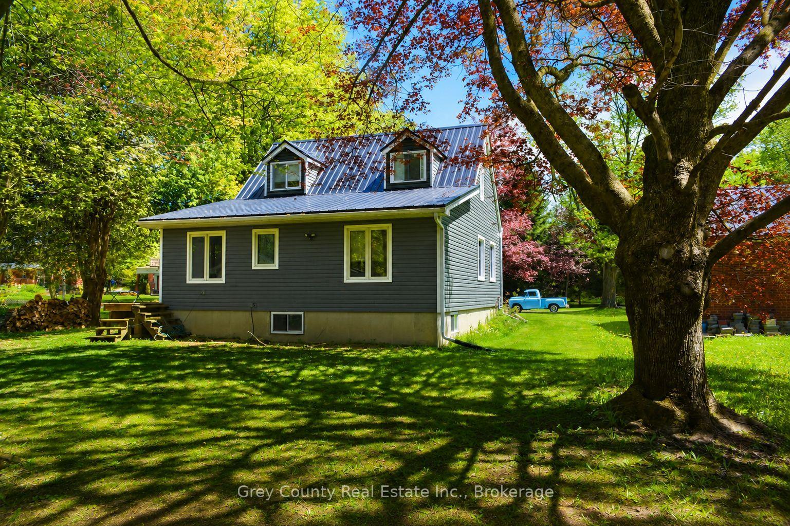 Photo 7 of 120 Mark Street W, Grey Highlands — HOMEH