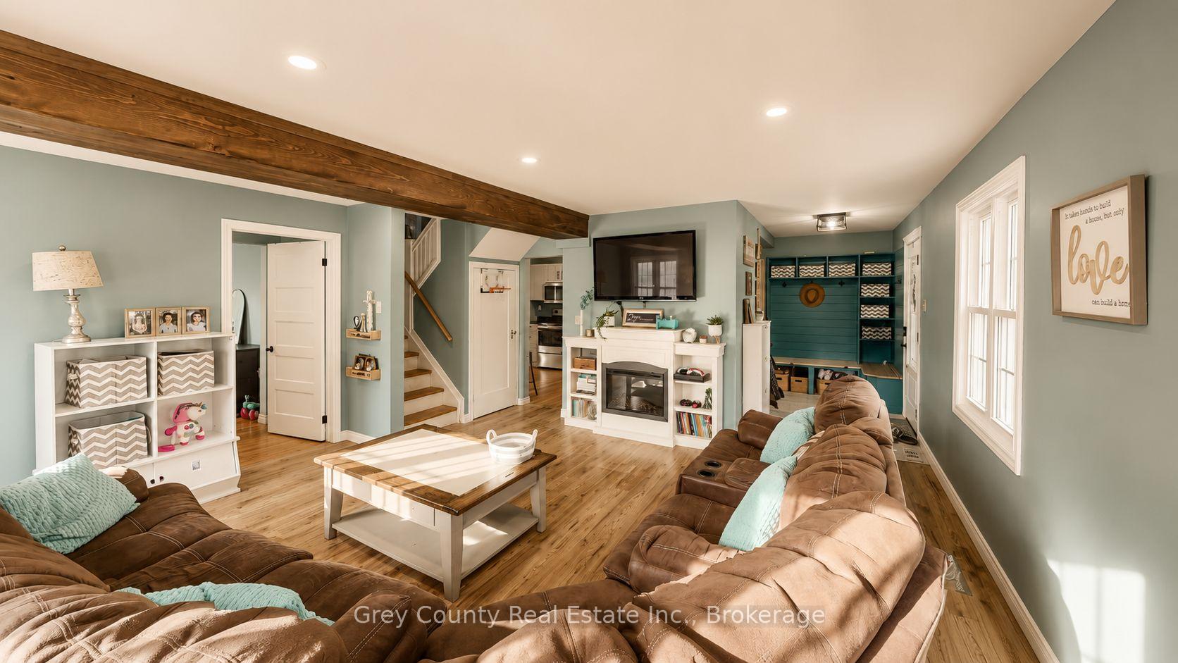 Photo 18 of 120 Mark Street W, Grey Highlands — HOMEH