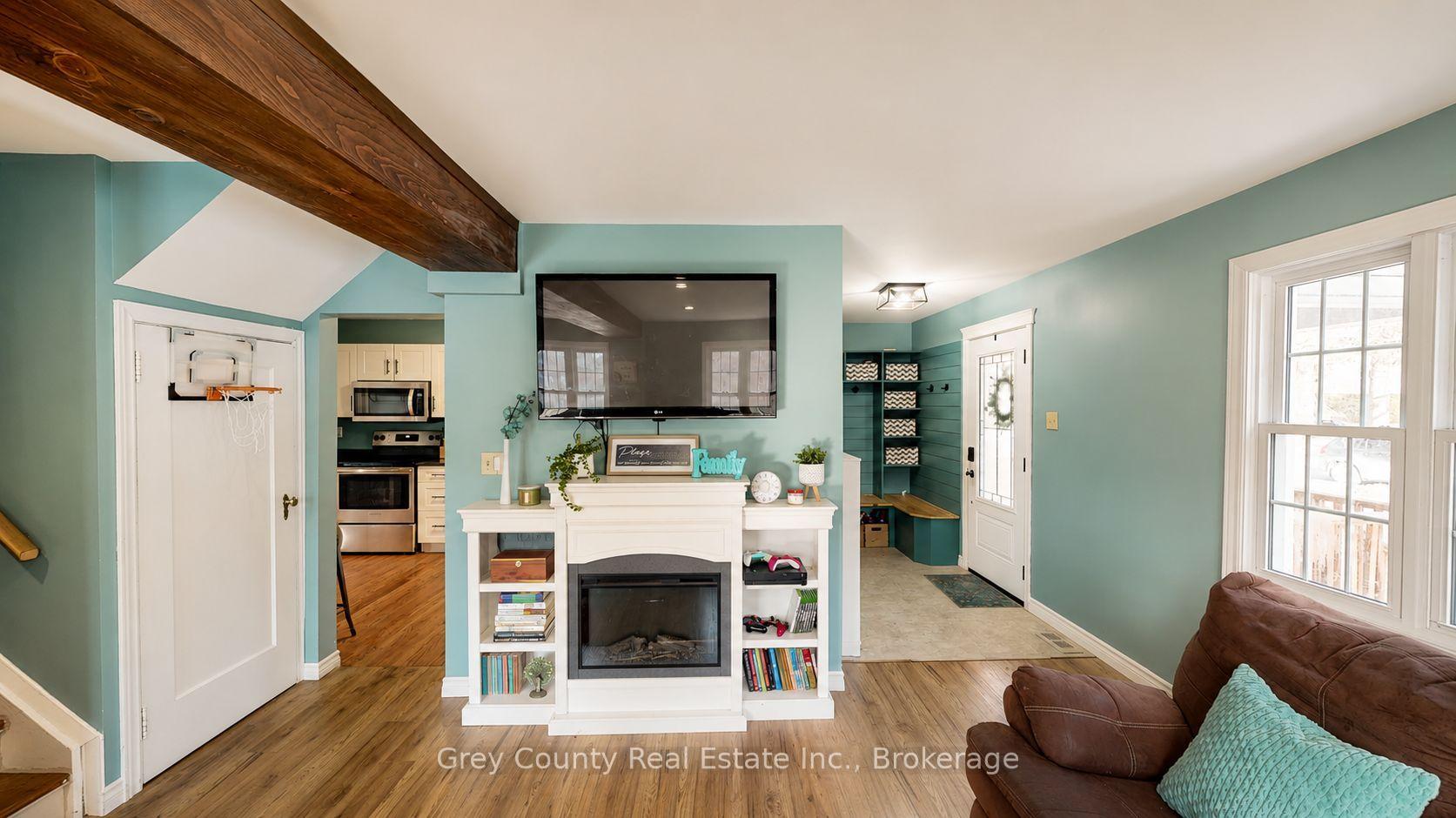 Photo 21 of 120 Mark Street W, Grey Highlands — HOMEH