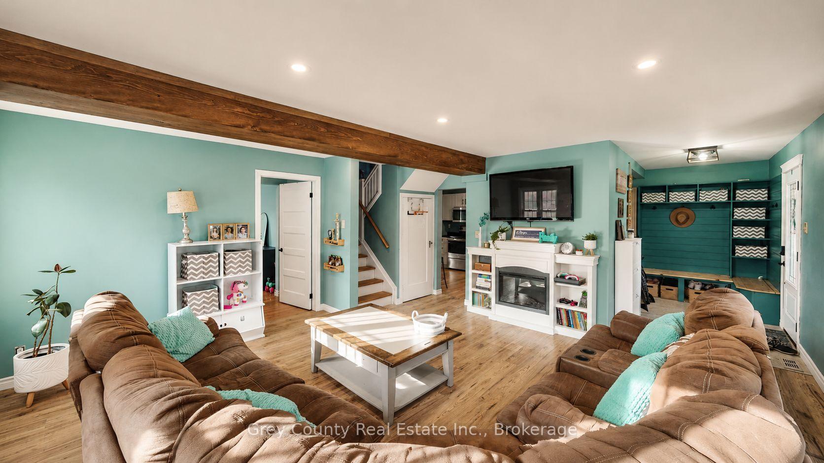 Photo 23 of 120 Mark Street W, Grey Highlands — HOMEH