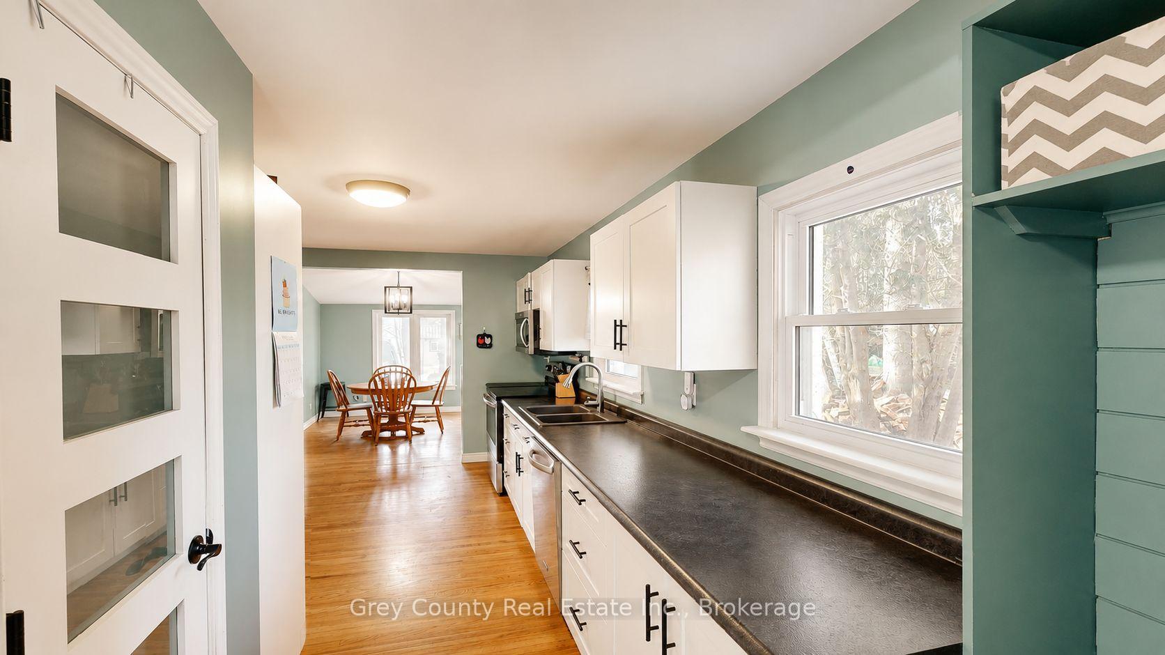 Photo 25 of 120 Mark Street W, Grey Highlands — HOMEH
