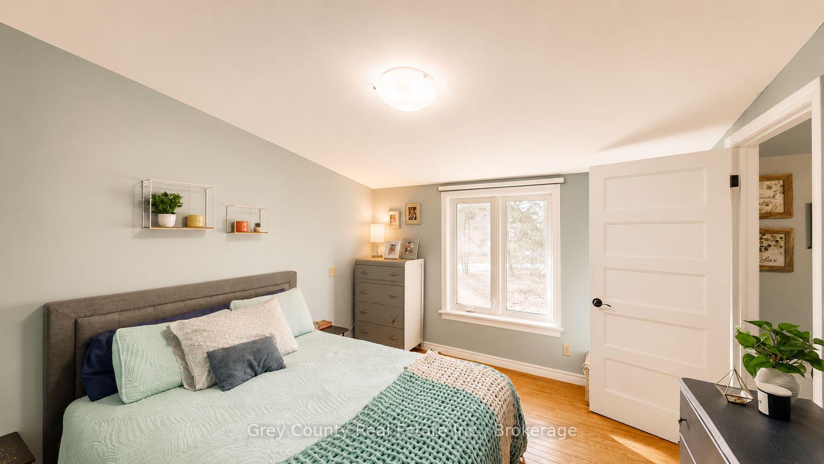 Photo 36 of 120 Mark Street W, Grey Highlands — HOMEH