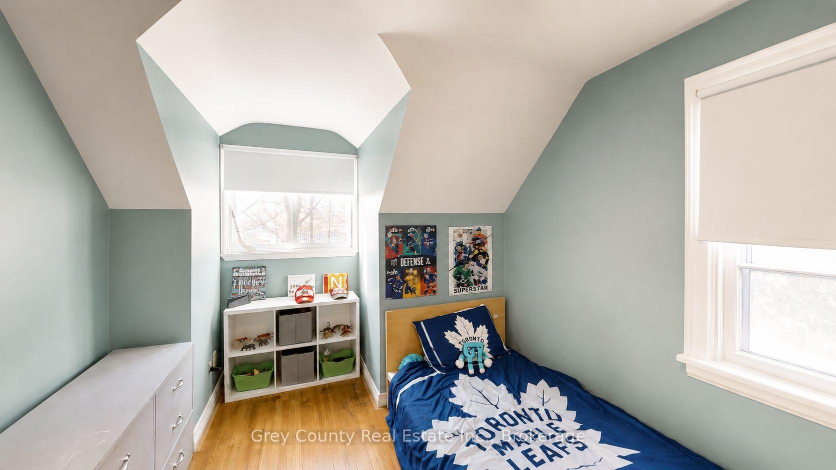 Photo 37 of 120 Mark Street W, Grey Highlands — HOMEH