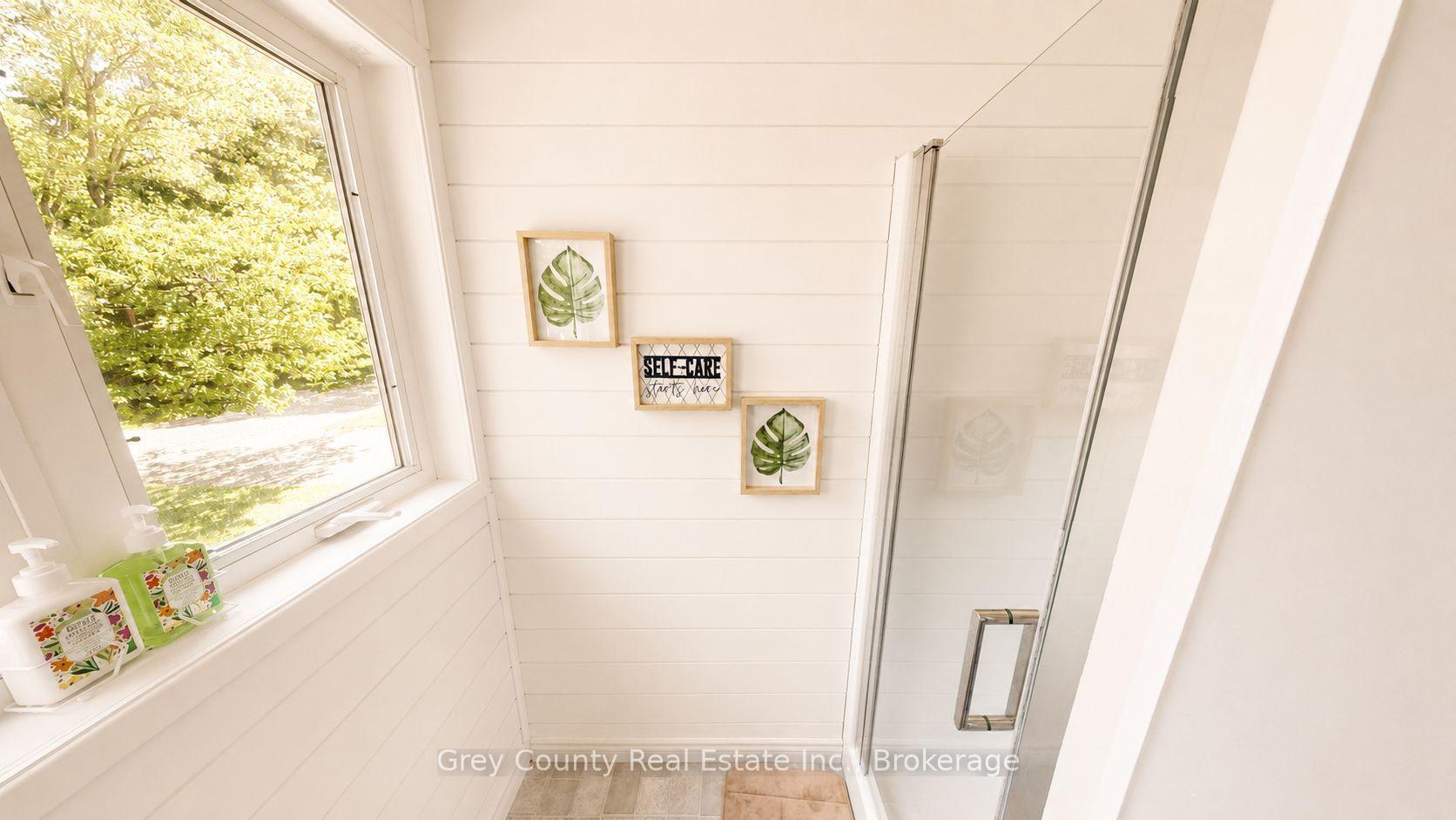 Photo 41 of 120 Mark Street W, Grey Highlands — HOMEH