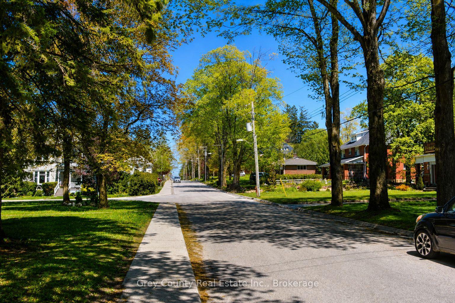 Photo 49 of 120 Mark Street W, Grey Highlands — HOMEH