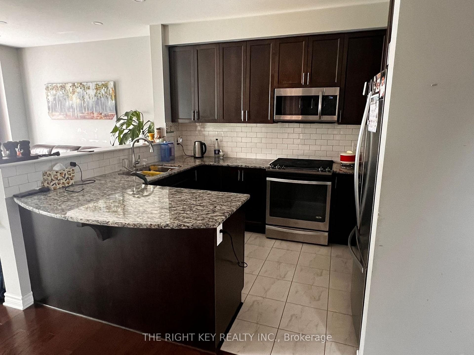 Photo 7 of 226 Fergus Crescent, Ottawa, Barrhaven - Cedargrove/Fraserdale — HOMEH