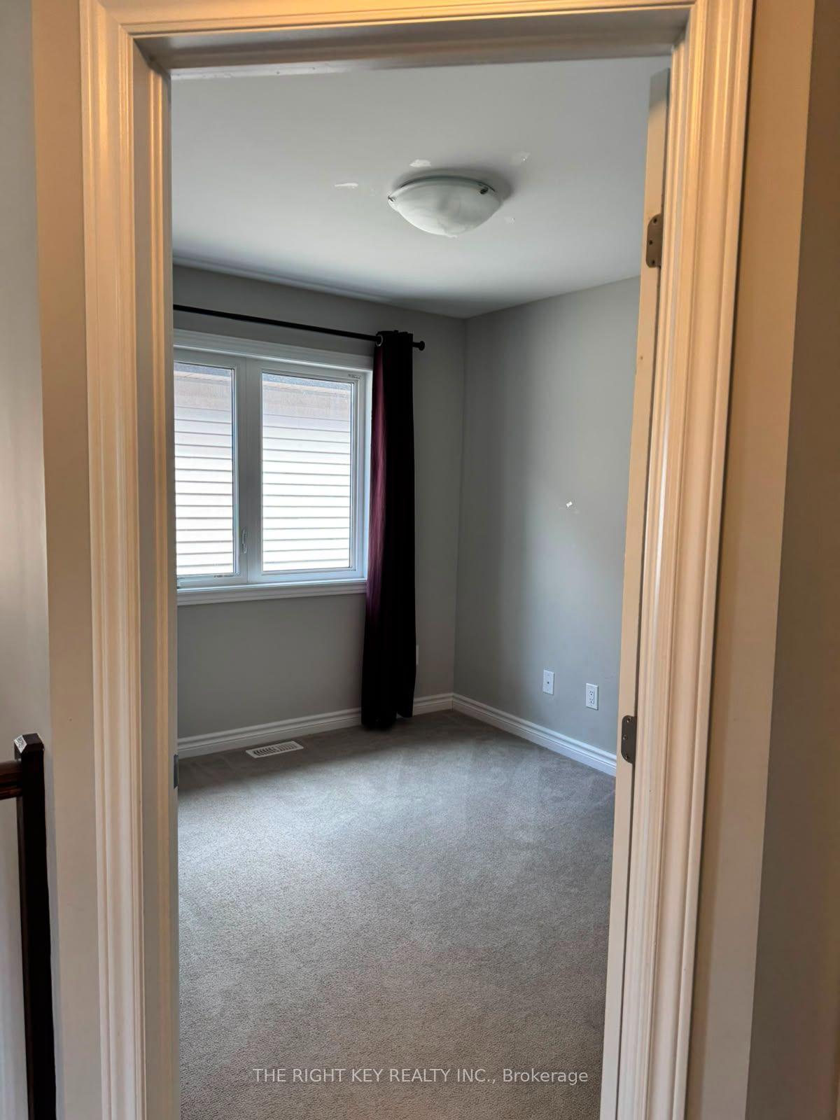 Photo 18 of 226 Fergus Crescent, Ottawa, Barrhaven - Cedargrove/Fraserdale — HOMEH