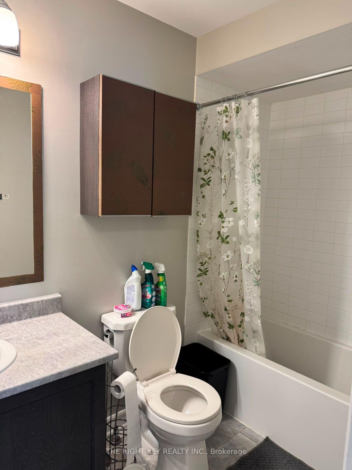 Photo 20 of 226 Fergus Crescent, Ottawa, Barrhaven - Cedargrove/Fraserdale — HOMEH