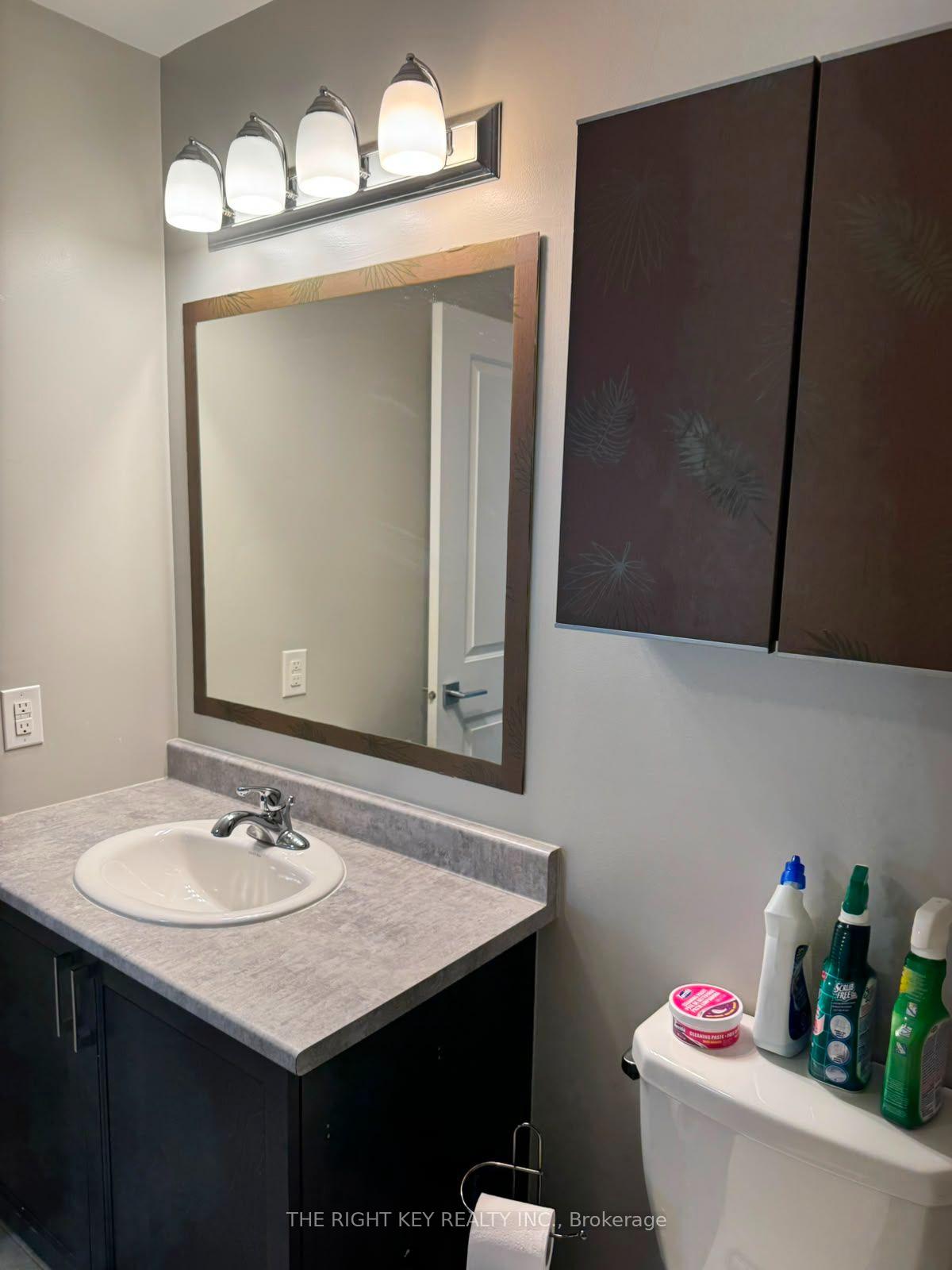 Photo 23 of 226 Fergus Crescent, Ottawa, Barrhaven - Cedargrove/Fraserdale — HOMEH