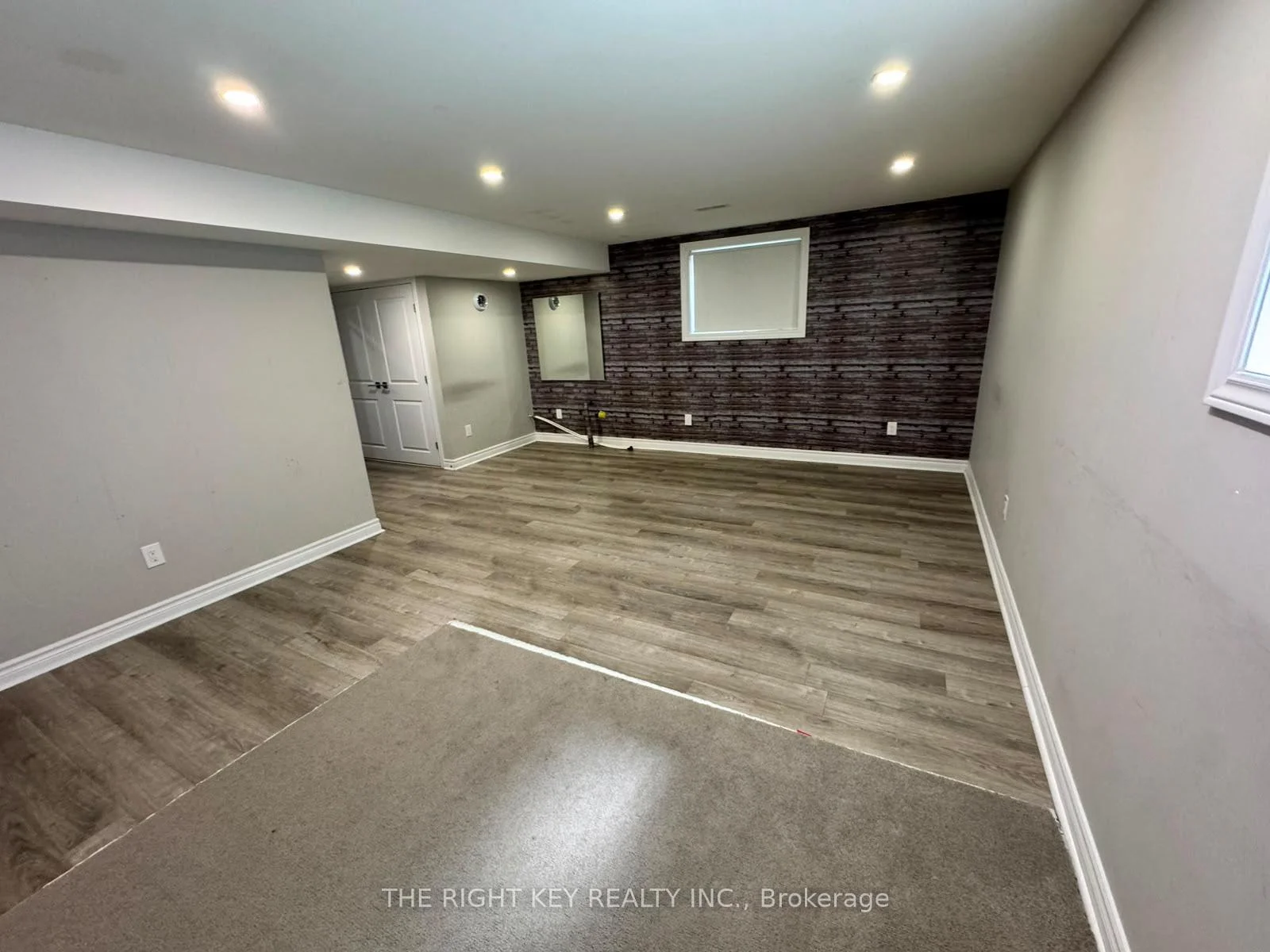 Photo 33 of 226 Fergus Crescent, Ottawa, Barrhaven - Cedargrove/Fraserdale — HOMEH