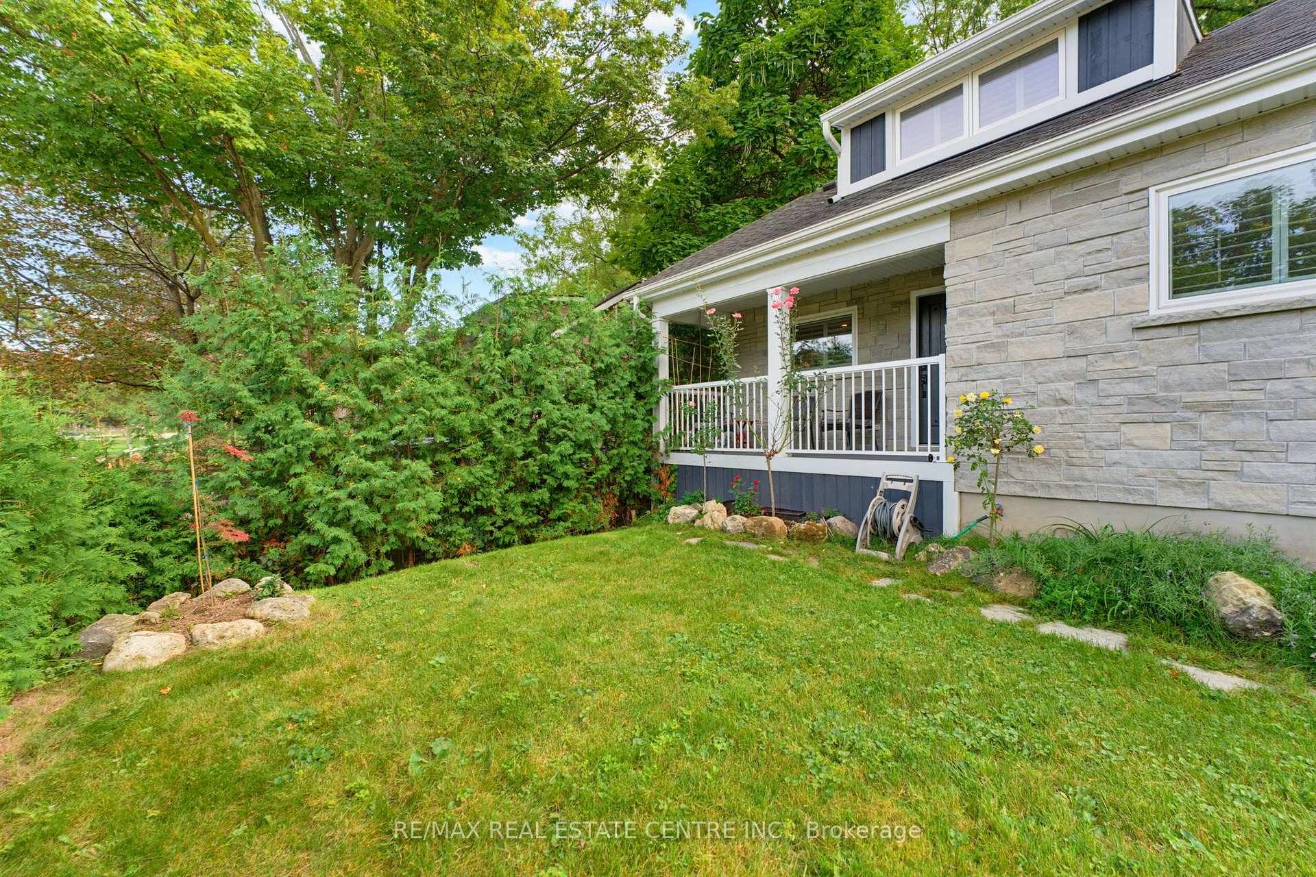 Photo 33 of 15 First Street S, Hamilton, Fruitland — HOMEH