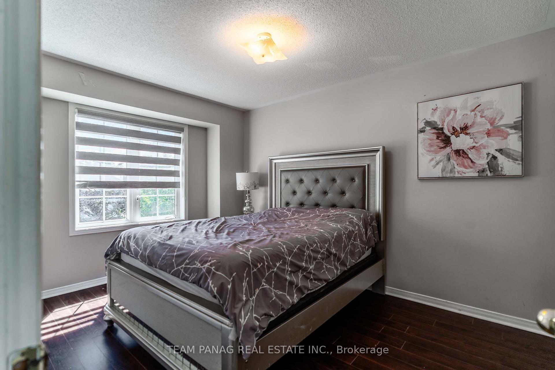 Photo 29 of 82 Starhill Crescent, Brampton, Sandringham-Wellington — HOMEH