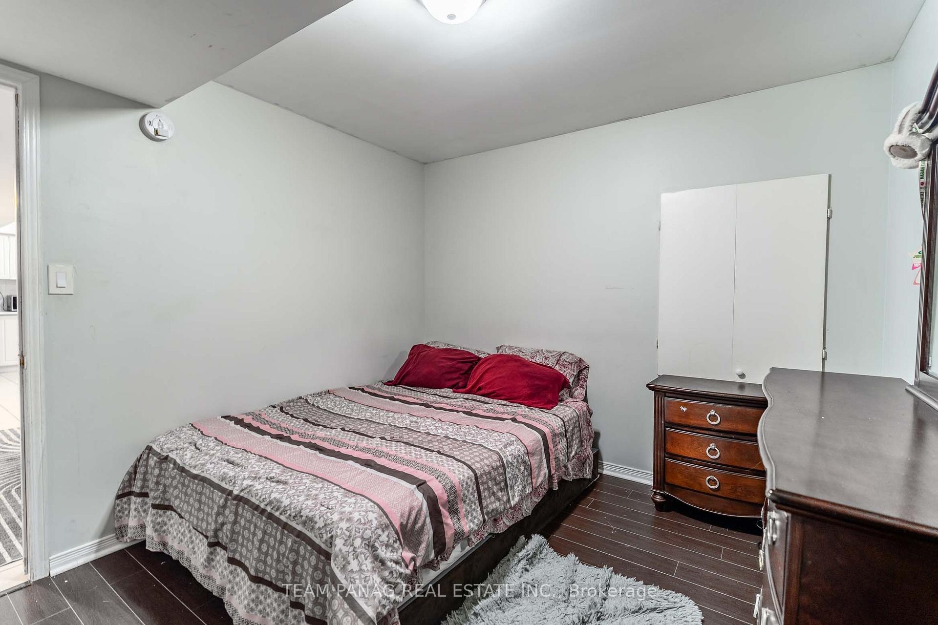Photo 44 of 82 Starhill Crescent, Brampton, Sandringham-Wellington — HOMEH