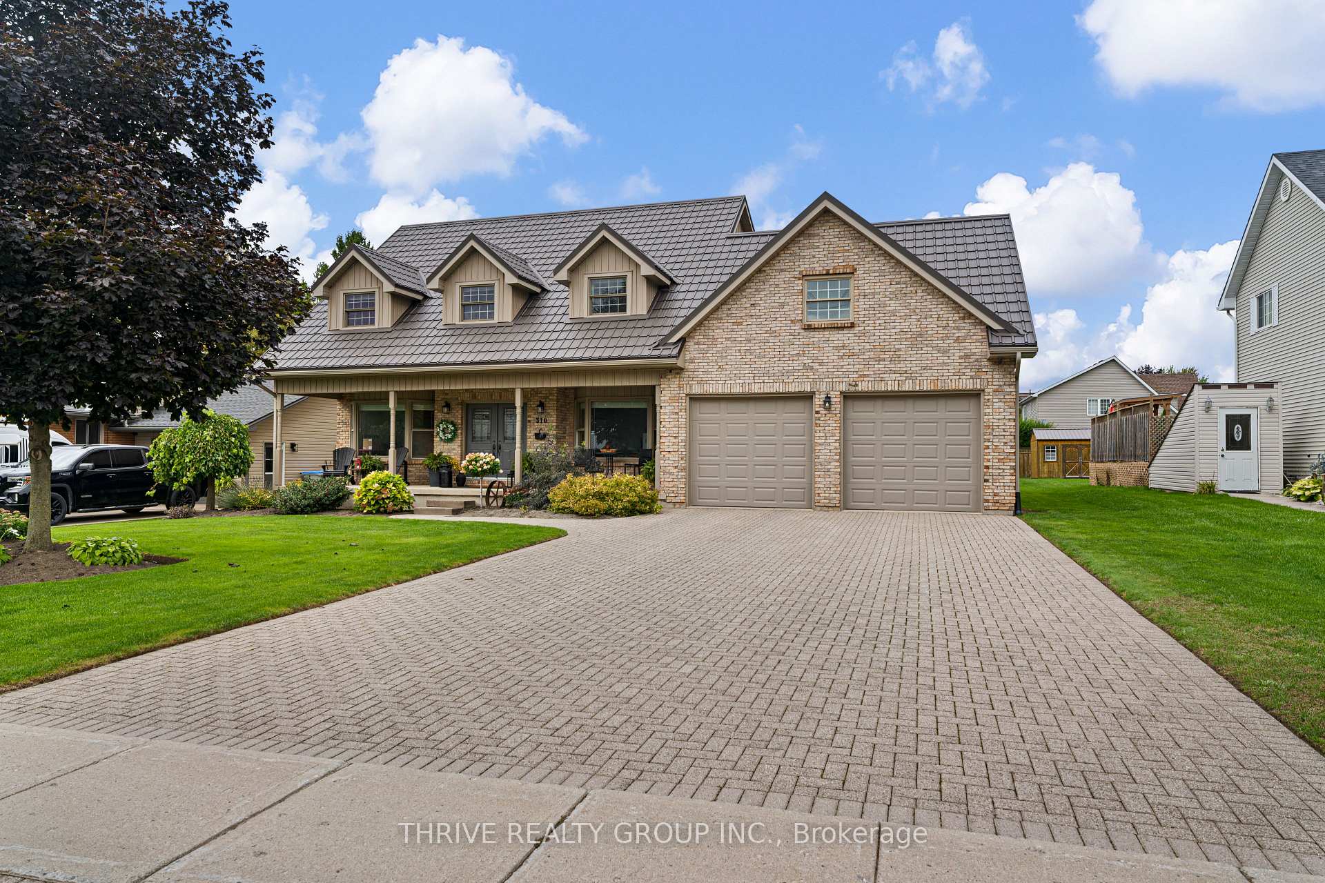 Photo of 310 Huron Street W