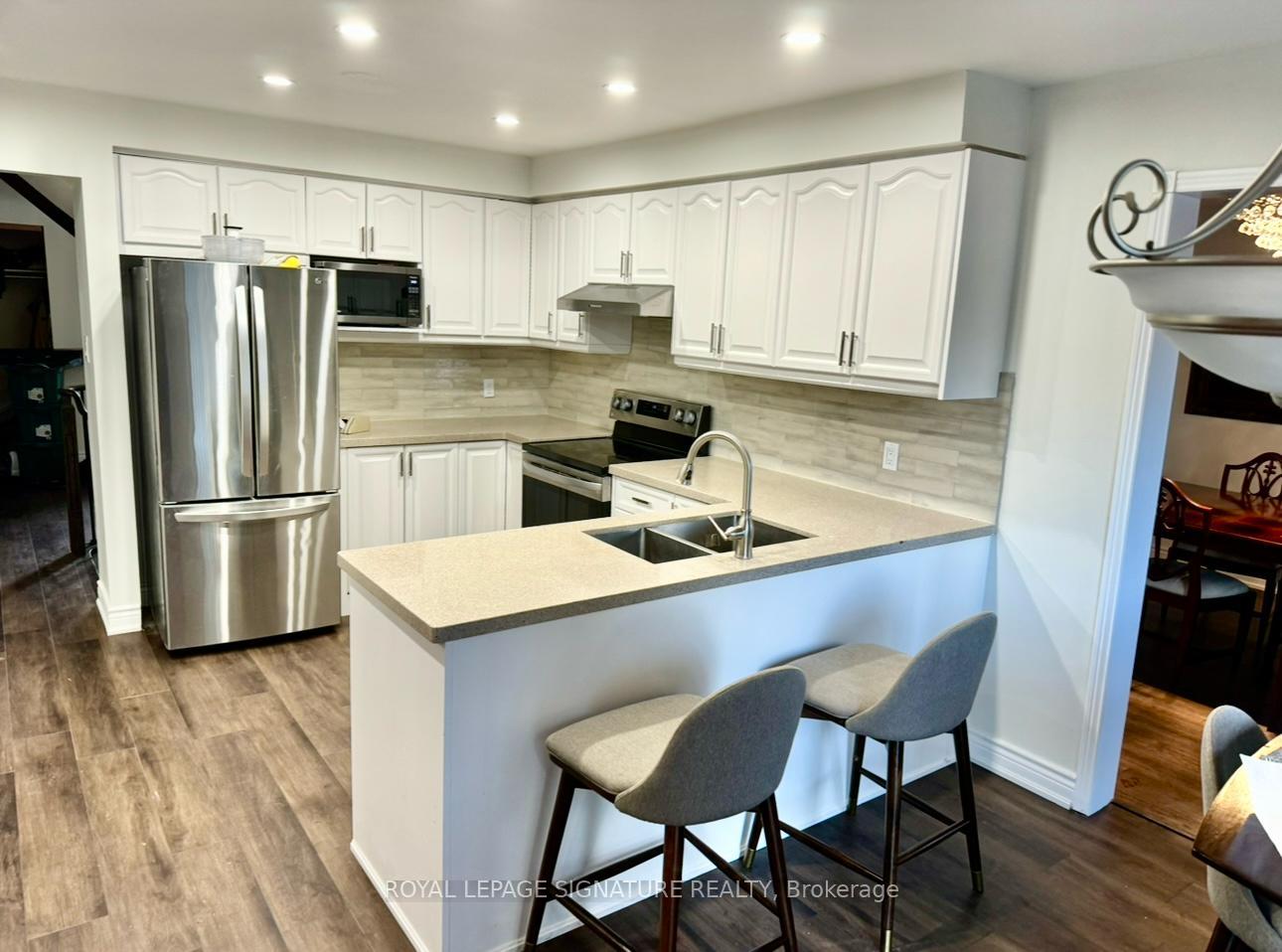 Photo 13 of 1813 Spruce Hill Road, Pickering, Dunbarton — HOMEH