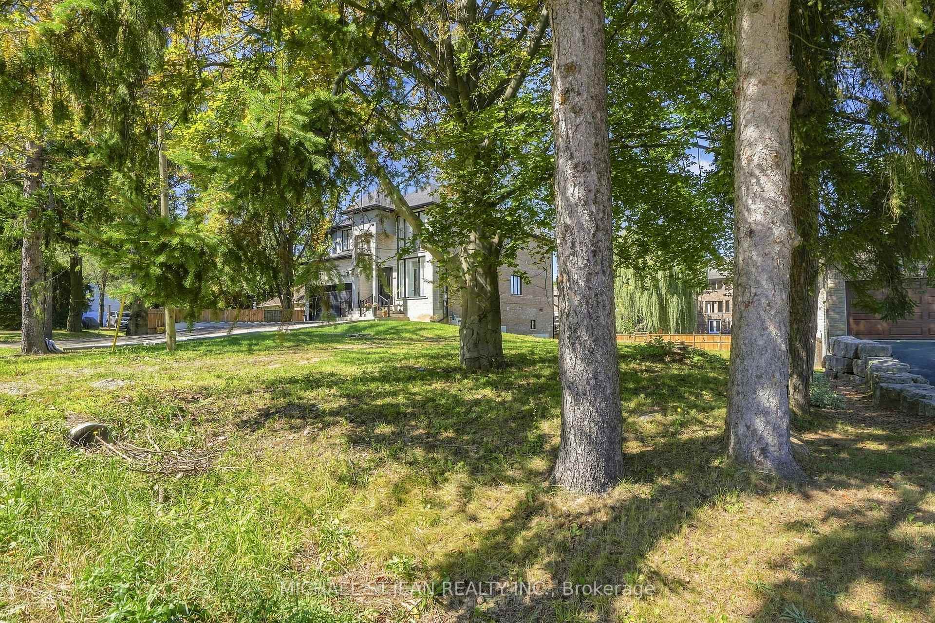 Photo 4 of 657 Mohawk Road, Hamilton, Ancaster — HOMEH