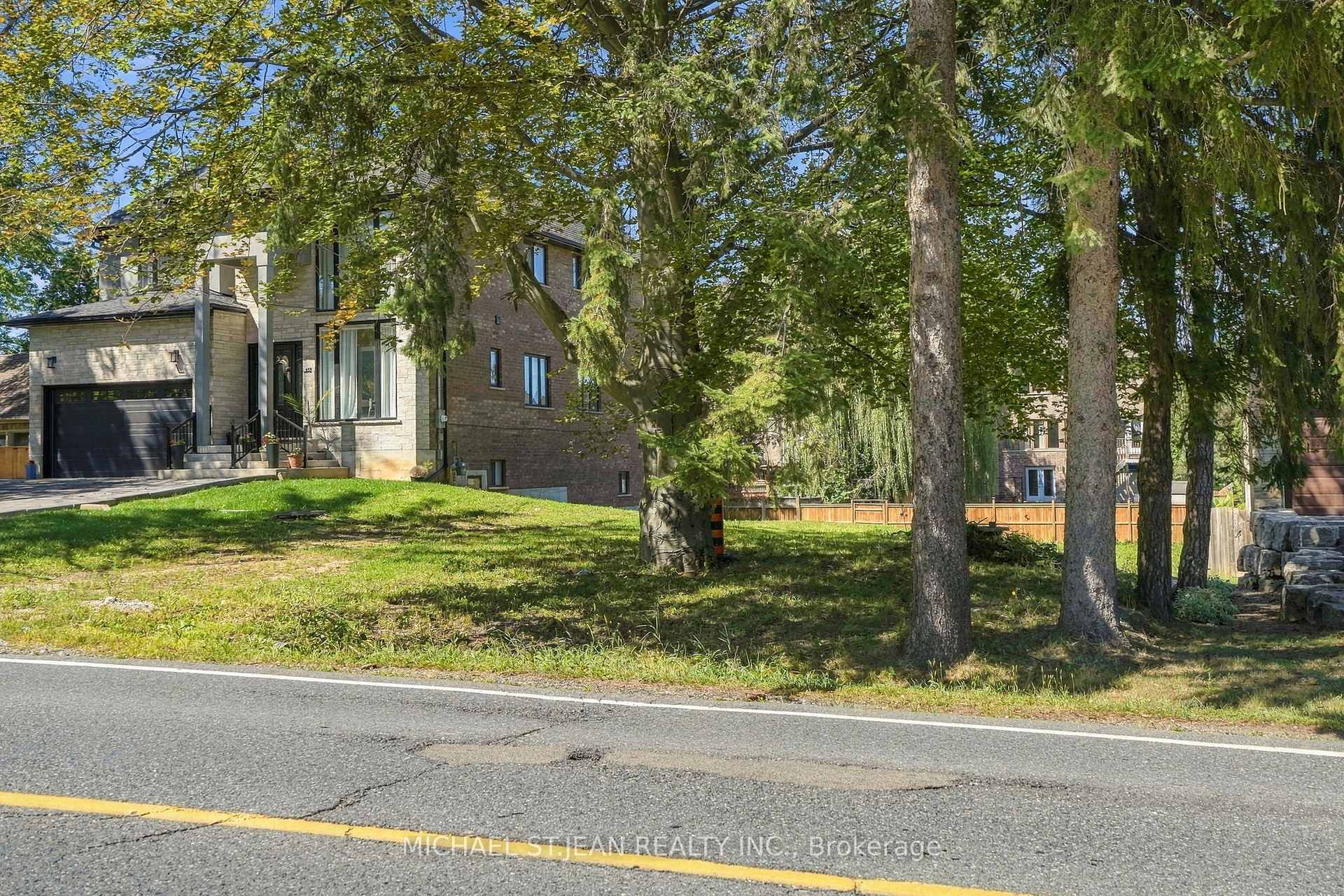 Photo 11 of 657 Mohawk Road, Hamilton, Ancaster — HOMEH