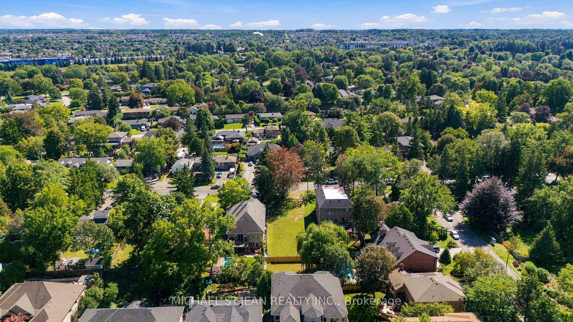 Photo 16 of 657 Mohawk Road, Hamilton, Ancaster — HOMEH