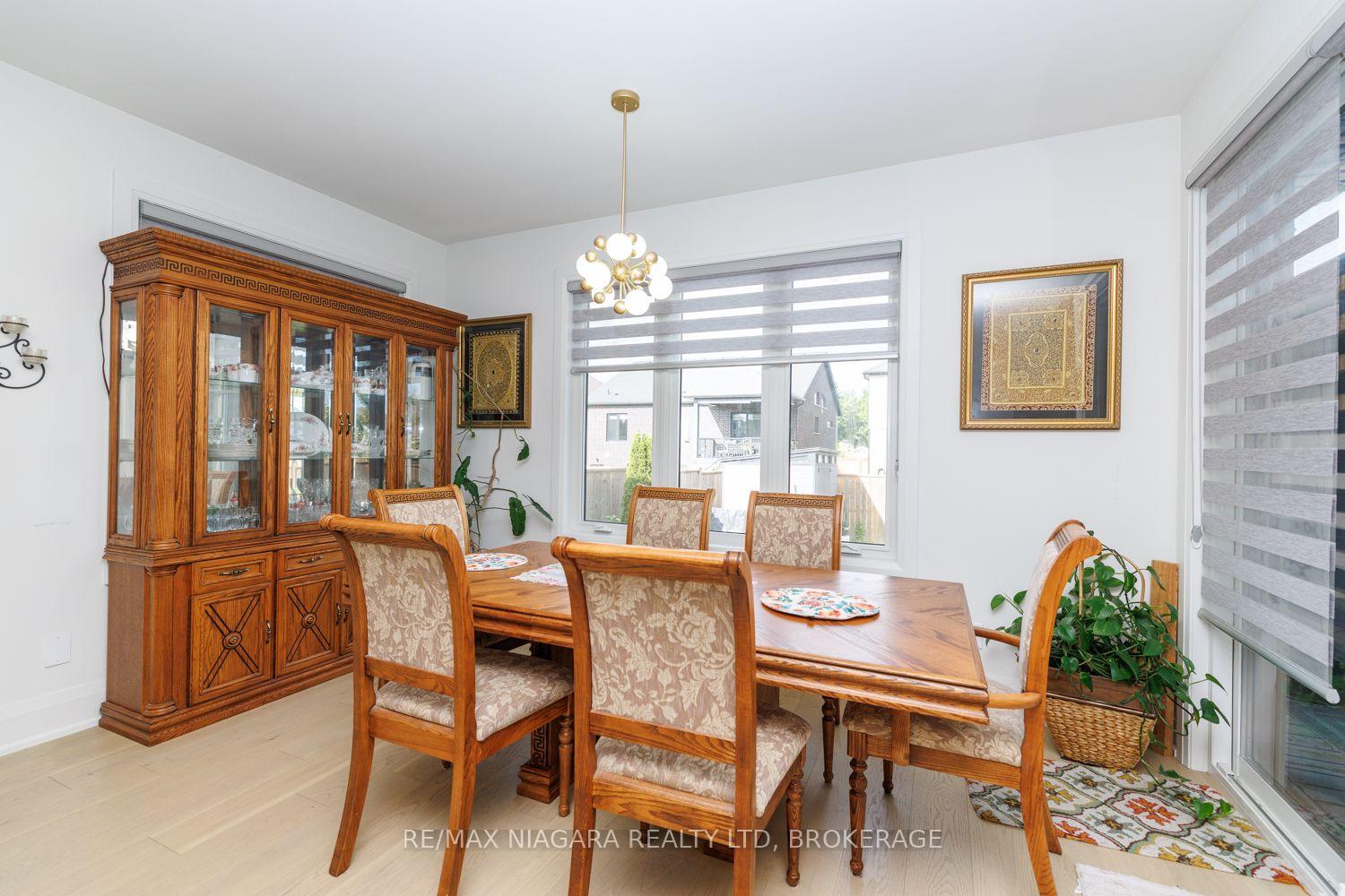 Photo 12 of 3603 Canfield Crescent, Fort Erie, Black Creek — HOMEH