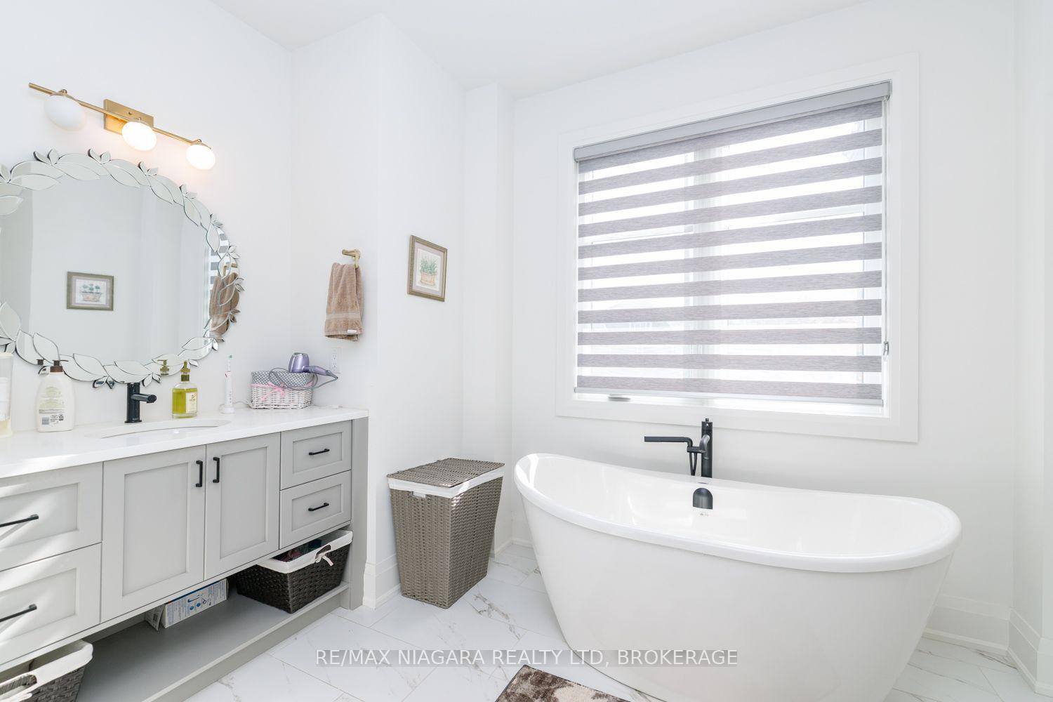 Photo 19 of 3603 Canfield Crescent, Fort Erie, Black Creek — HOMEH