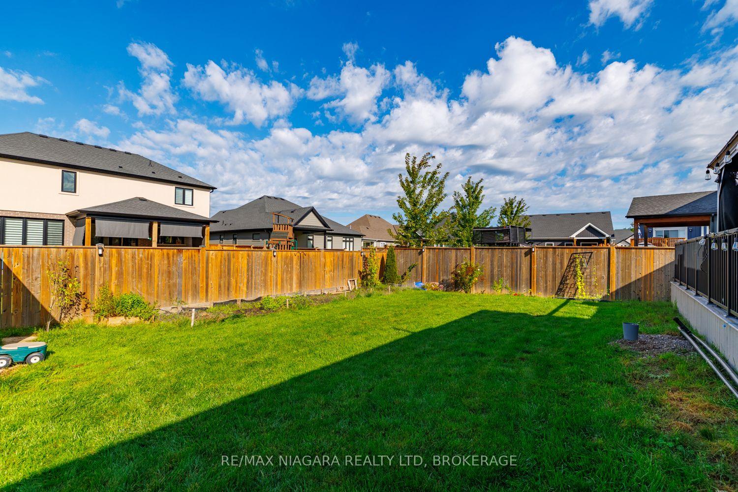Photo 45 of 3603 Canfield Crescent, Fort Erie, Black Creek — HOMEH