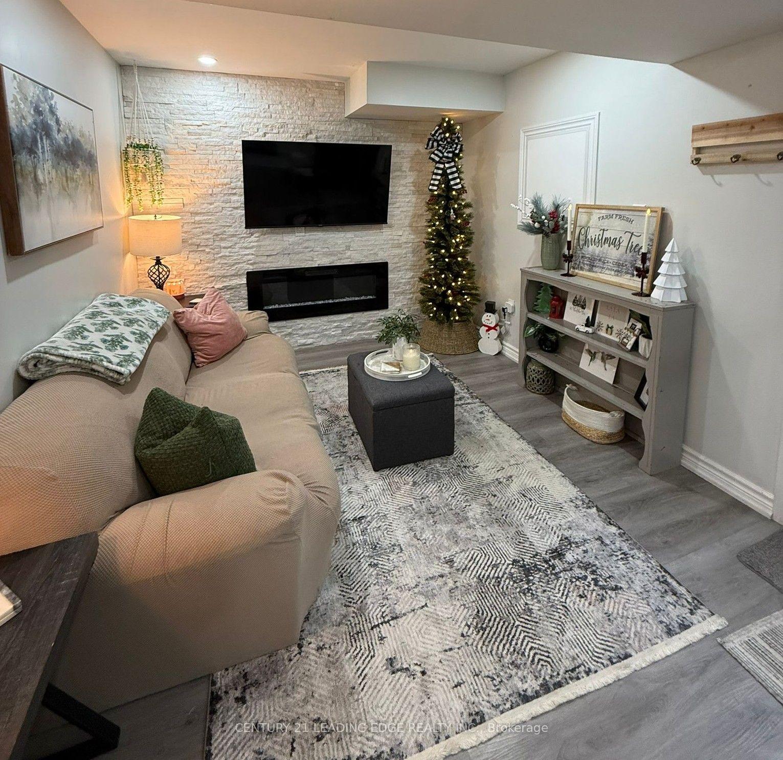Photo 2 of 32 Westfield Drive, Whitby, Rural Whitby — HOMEH