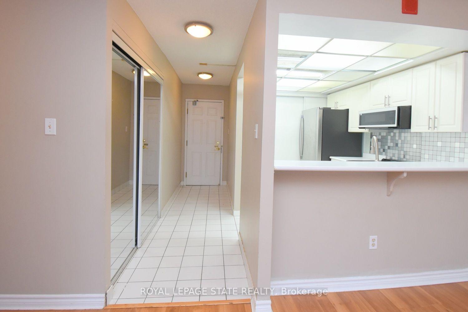 Photo 10 of Unit 215, 175 Cedar Avenue, Richmond Hill, Harding — HOMEH