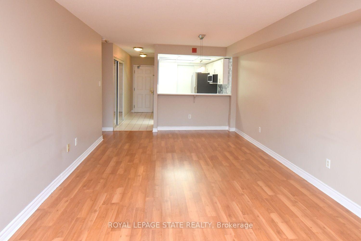 Photo 16 of Unit 215, 175 Cedar Avenue, Richmond Hill, Harding — HOMEH