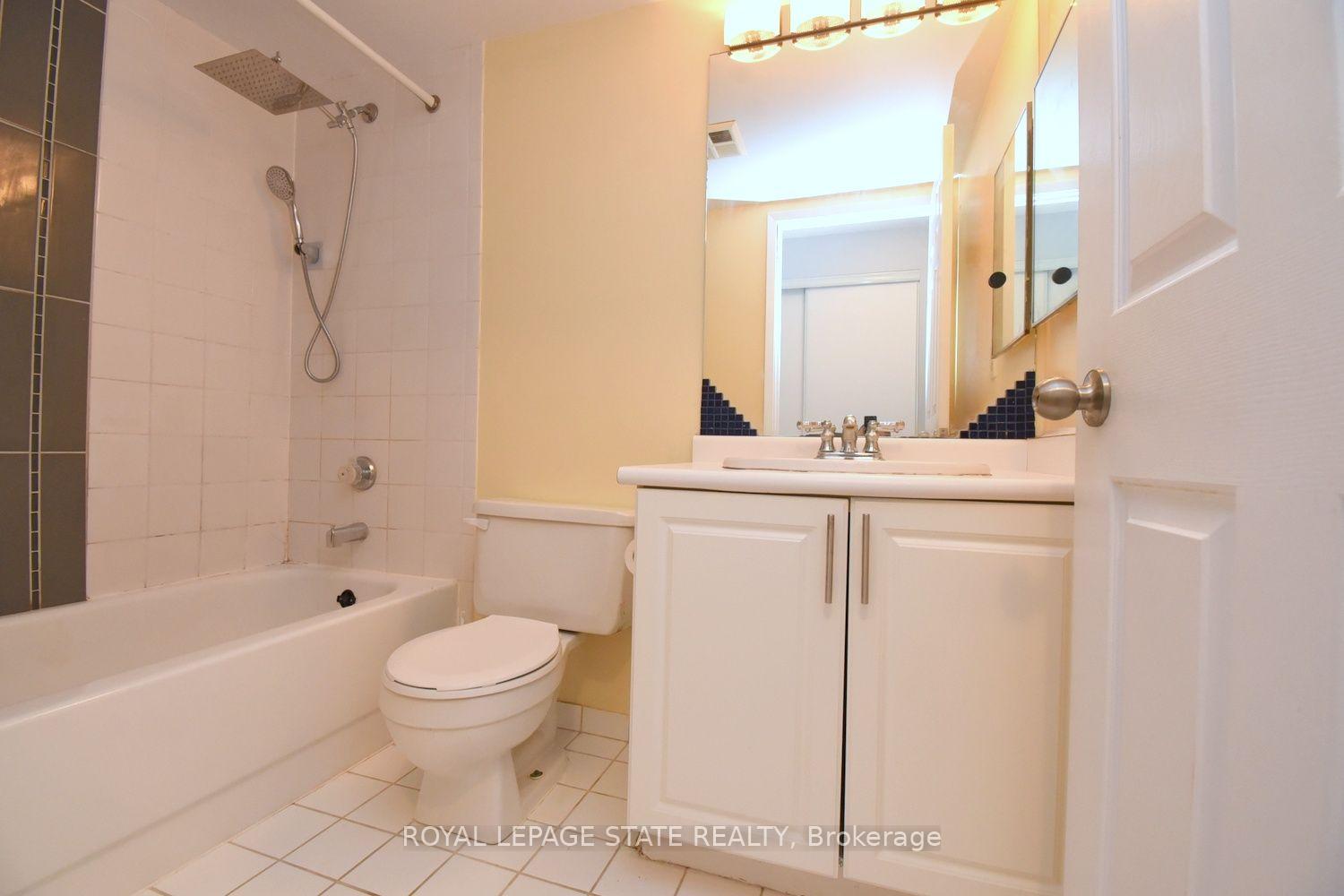 Photo 19 of Unit 215, 175 Cedar Avenue, Richmond Hill, Harding — HOMEH