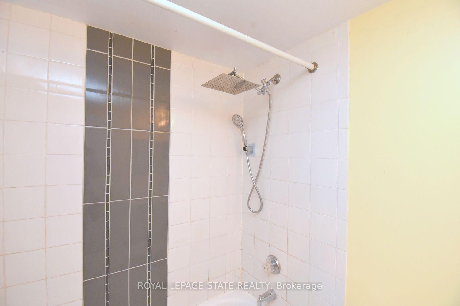 Photo 21 of Unit 215, 175 Cedar Avenue, Richmond Hill, Harding — HOMEH