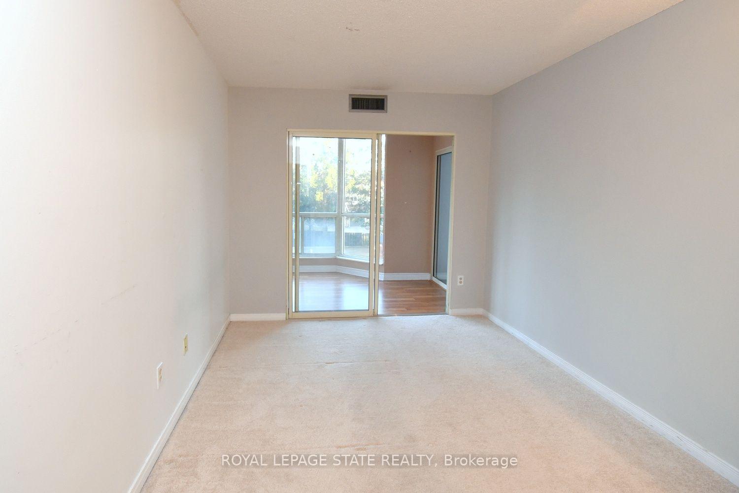 Photo 24 of Unit 215, 175 Cedar Avenue, Richmond Hill, Harding — HOMEH