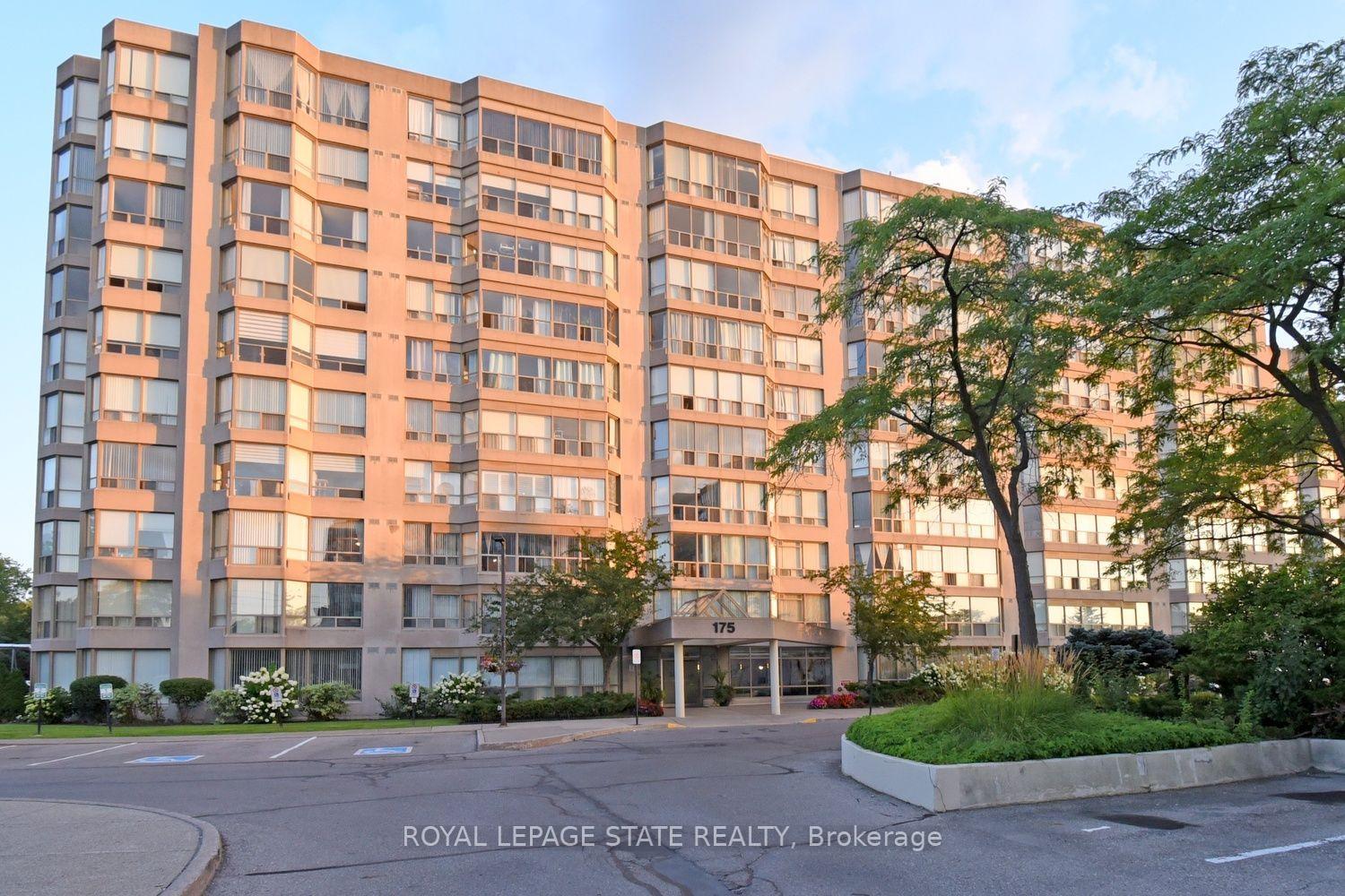 Photo 48 of Unit 215, 175 Cedar Avenue, Richmond Hill, Harding — HOMEH