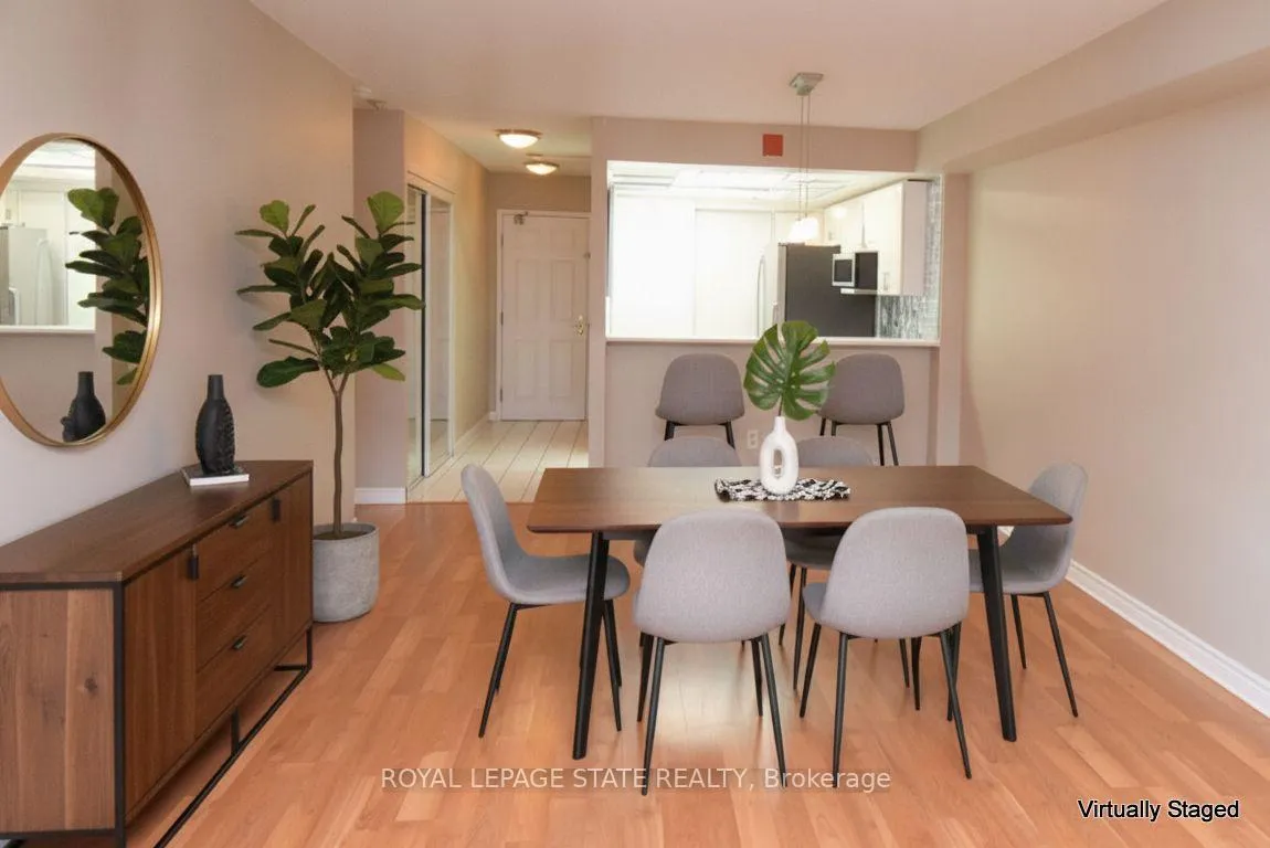Photo 15 of Unit 215, 175 Cedar Avenue, Richmond Hill, Harding — HOMEH