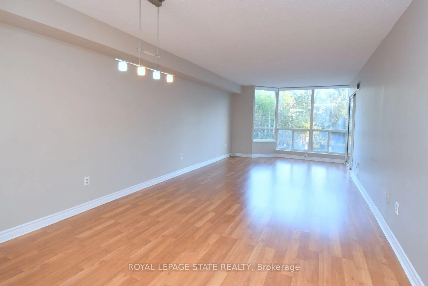Photo 20 of Unit 215, 175 Cedar Avenue, Richmond Hill, Harding — HOMEH