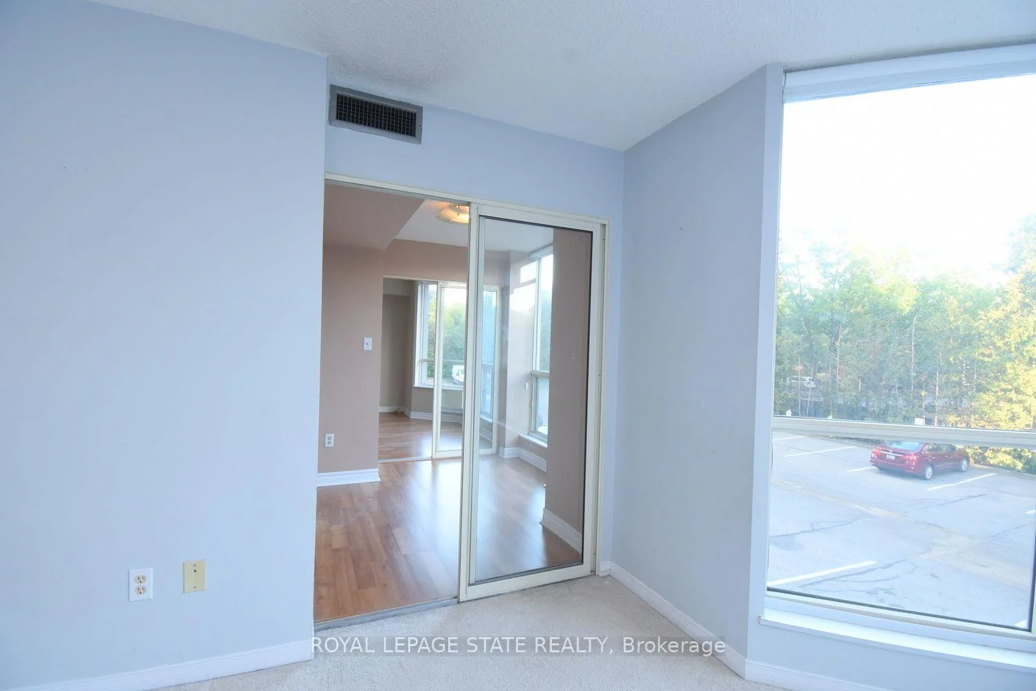 Photo 32 of Unit 215, 175 Cedar Avenue, Richmond Hill, Harding — HOMEH