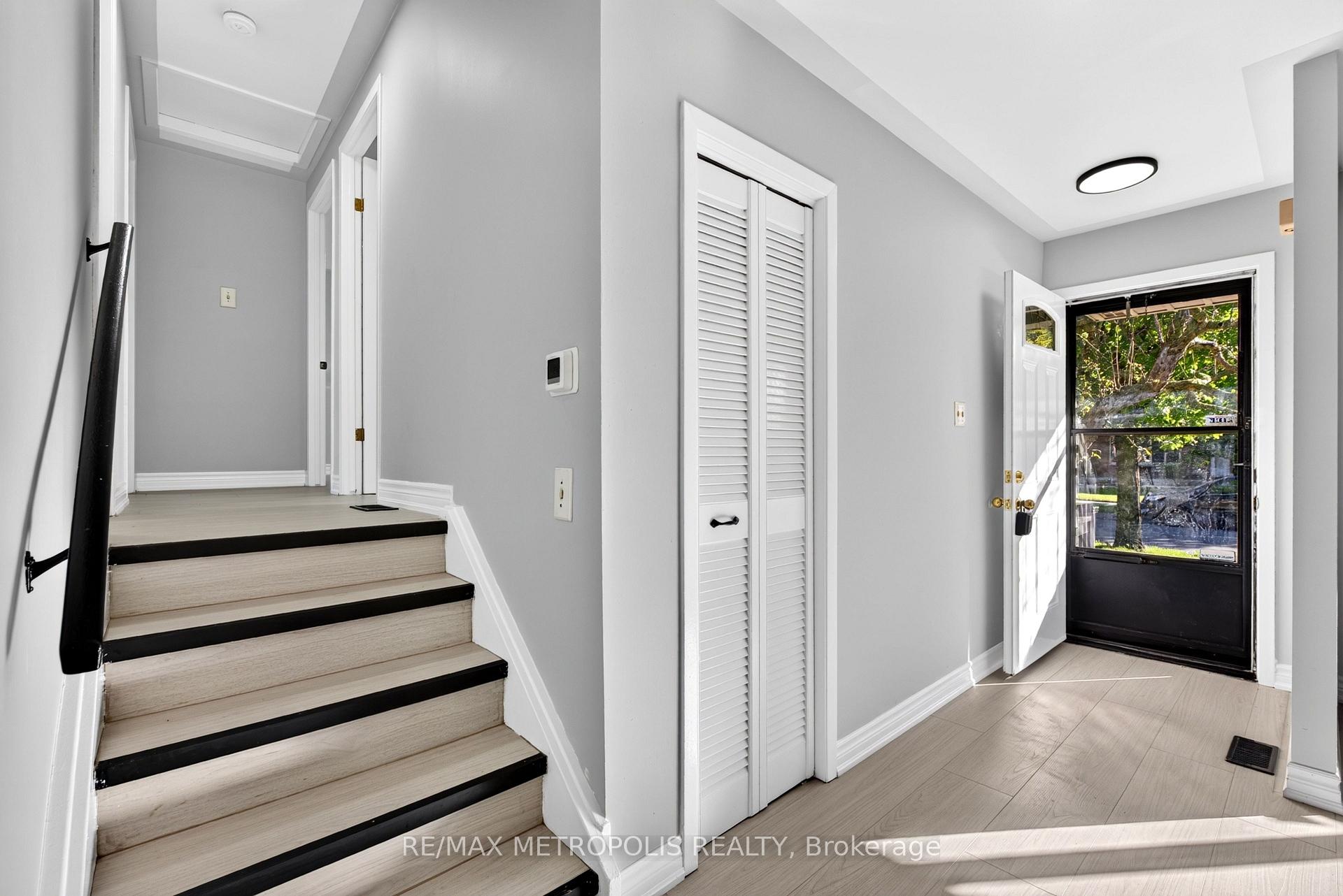 Photo 20 of 338 Millbank Drive, London, South S — HOMEH