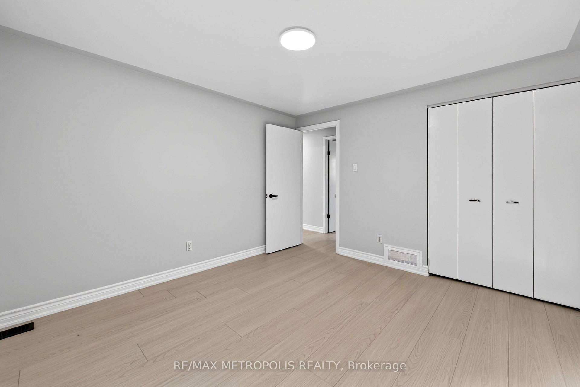 Photo 27 of 338 Millbank Drive, London, South S — HOMEH